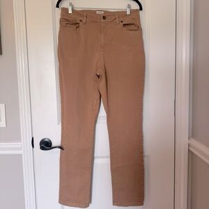 LL Bean Women's Classic Fit Tan Straight Leg Size 10 Jeans